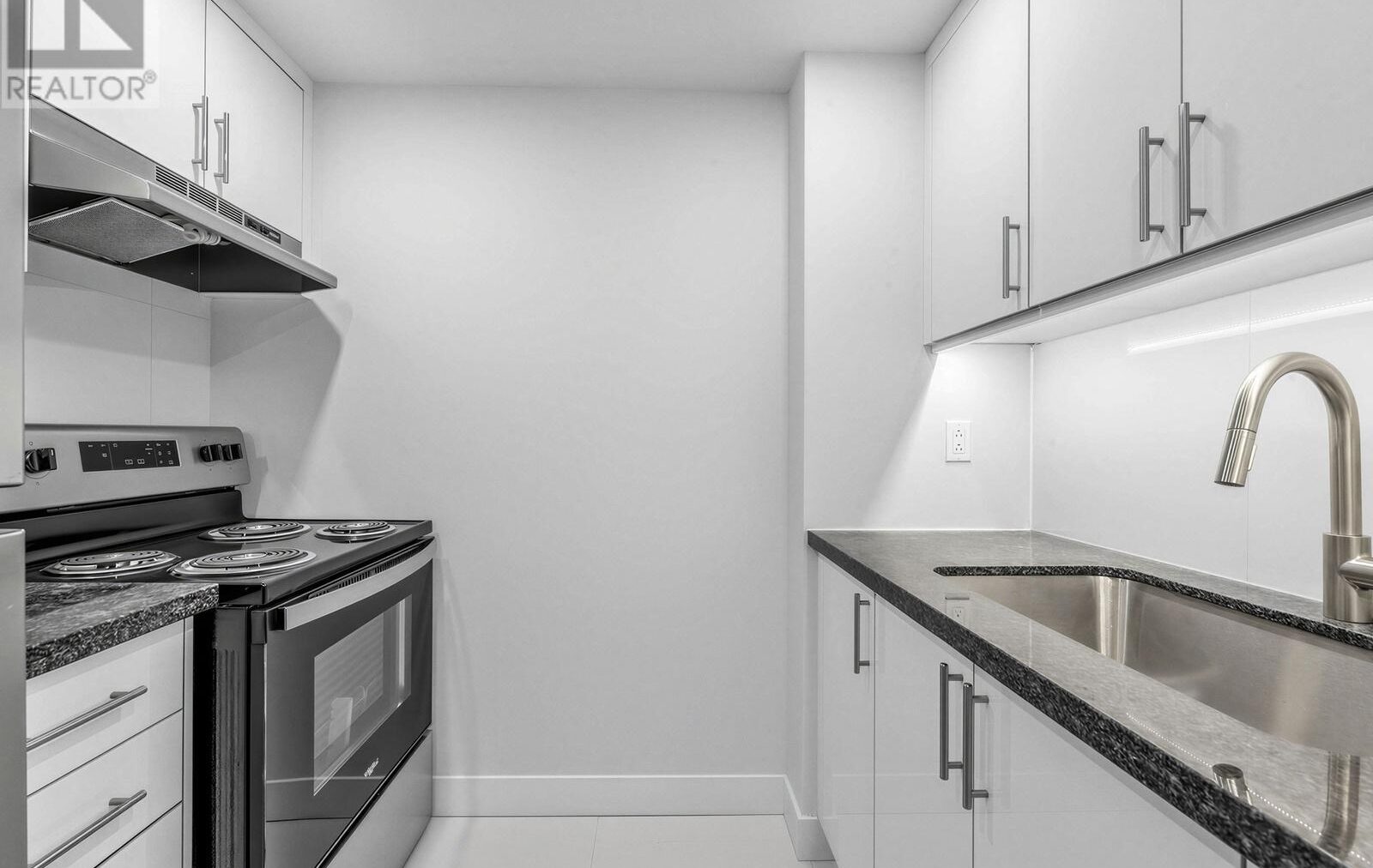 7 Bishop Ave · Unit 217, view 3 of 3