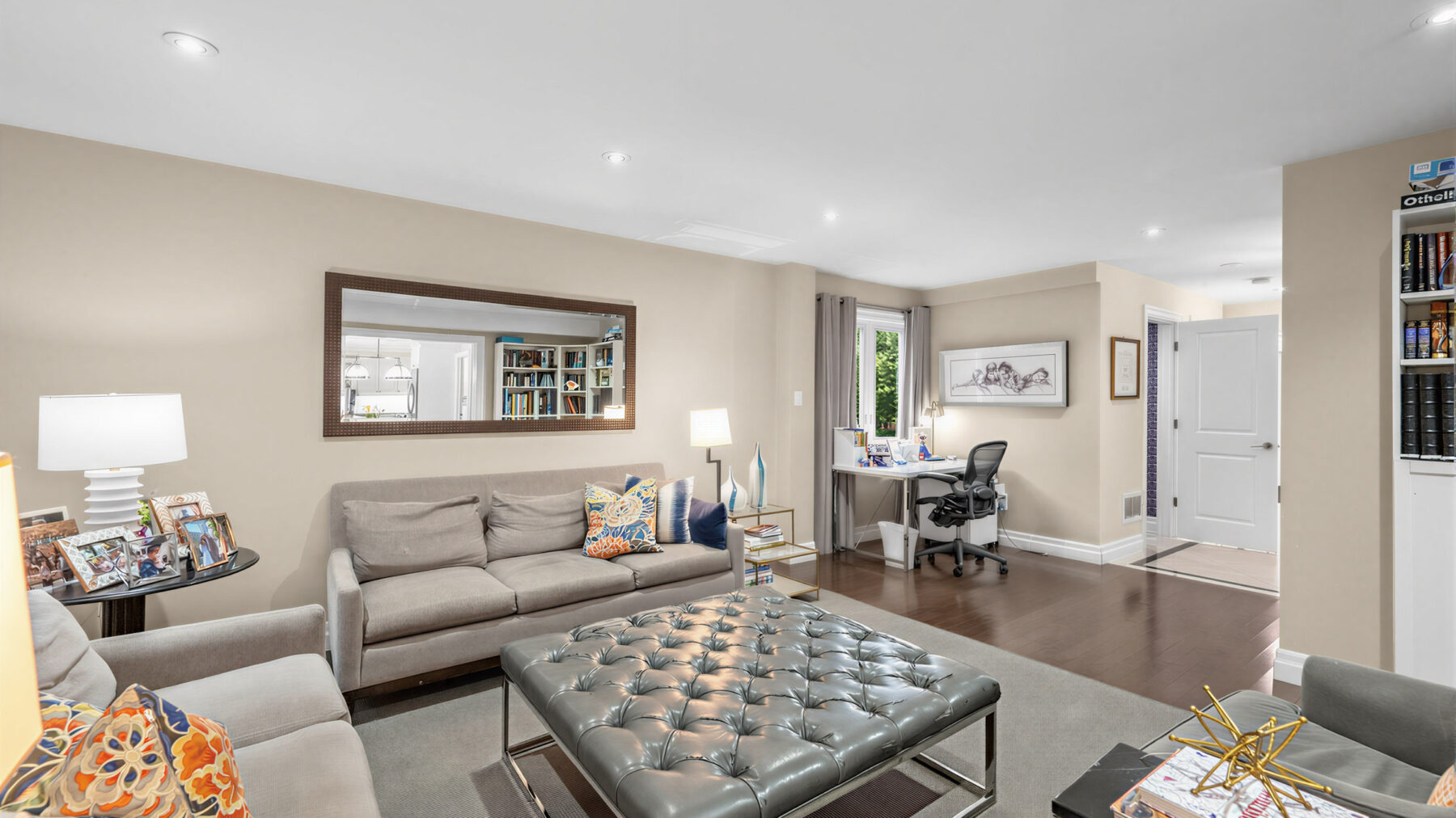 45 Fairholme Ave, view 8 of 56