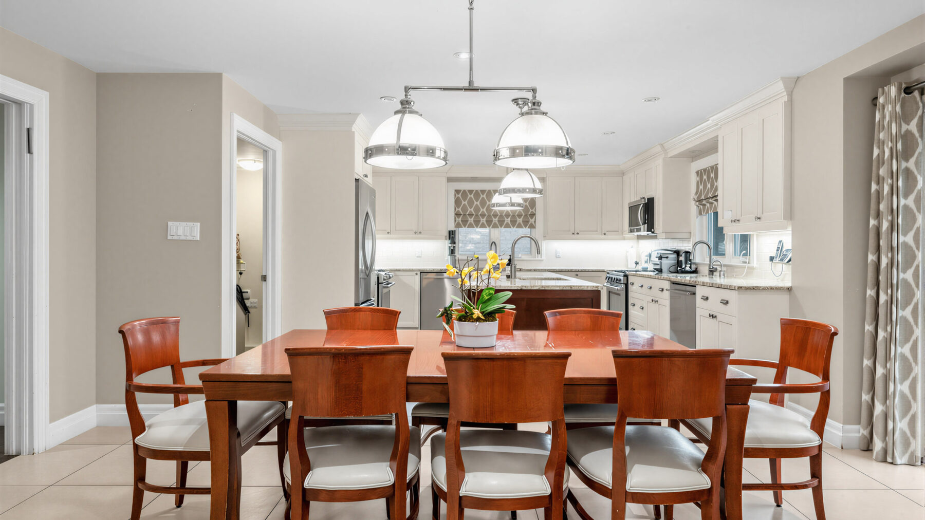 45 Fairholme Ave, view 22 of 56