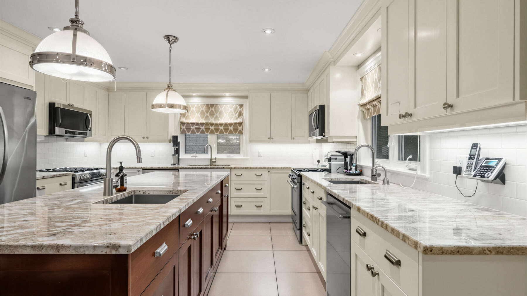 45 Fairholme Ave, view 10 of 56