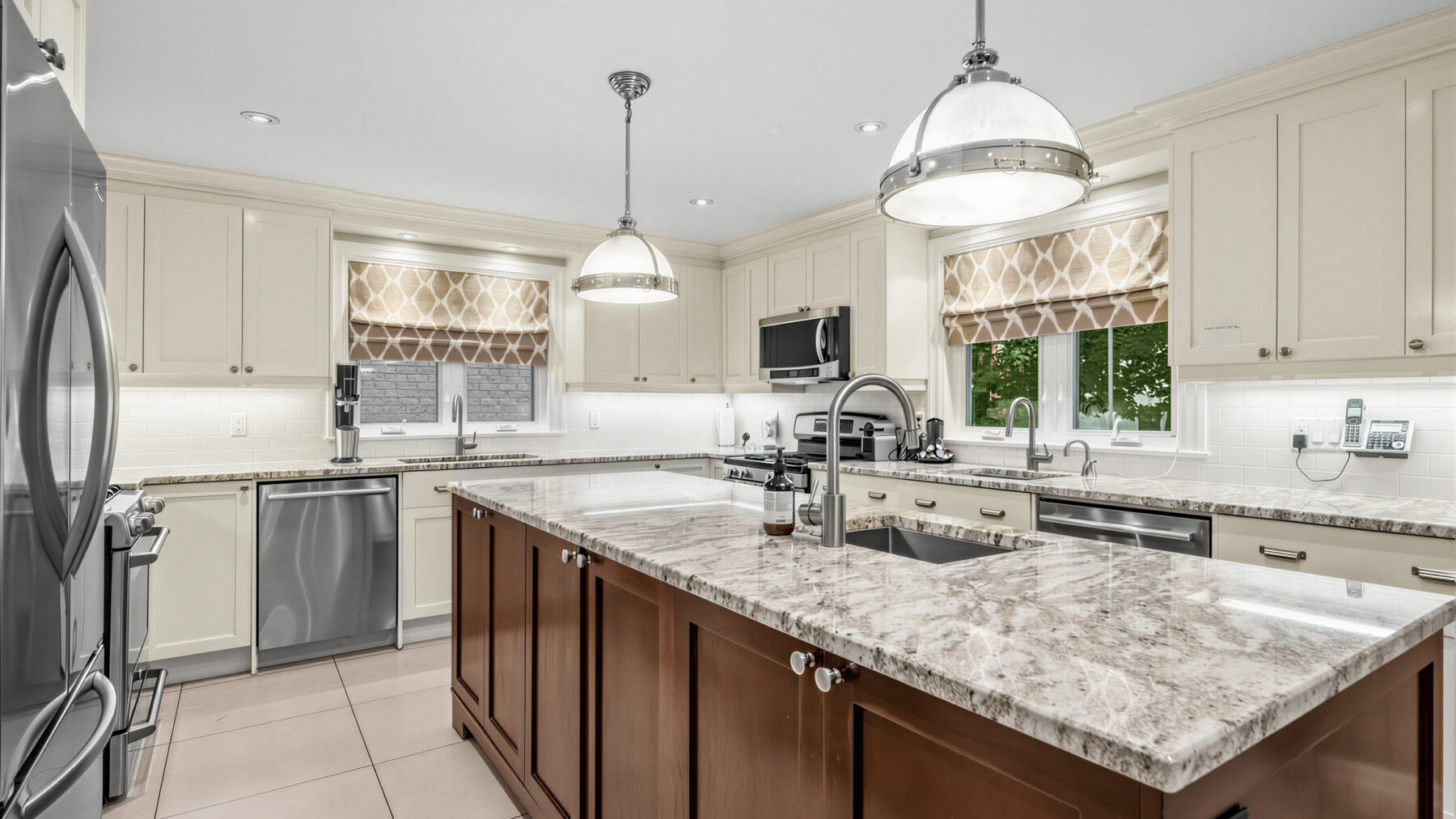 45 Fairholme Ave, view 23 of 56