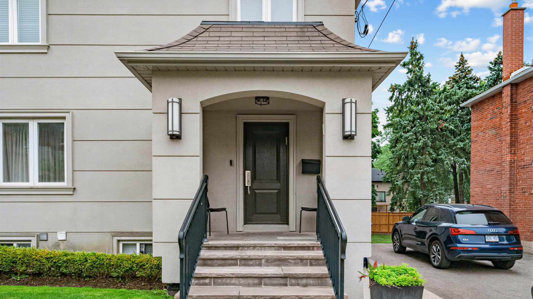 45 Fairholme Ave, view 1 of 56