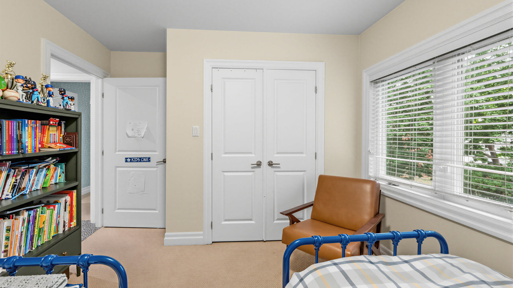 45 Fairholme Ave, view 31 of 56