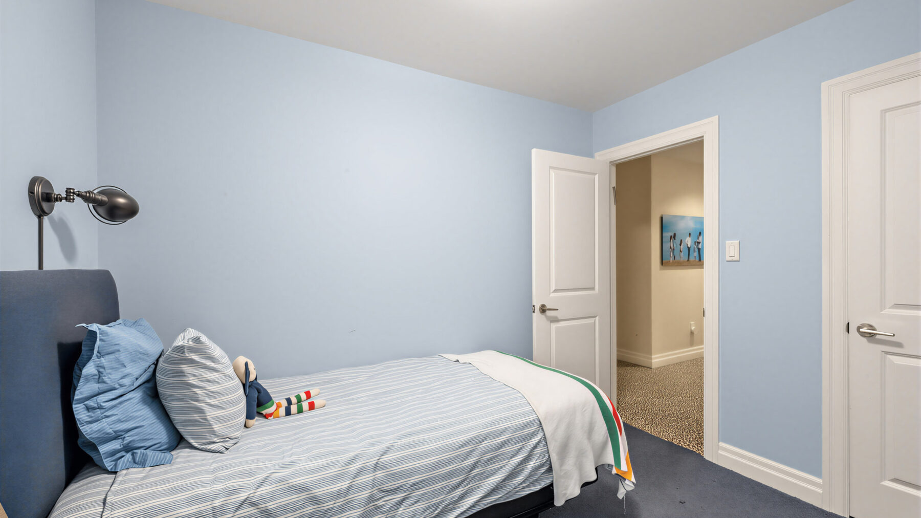 45 Fairholme Ave, view 33 of 56