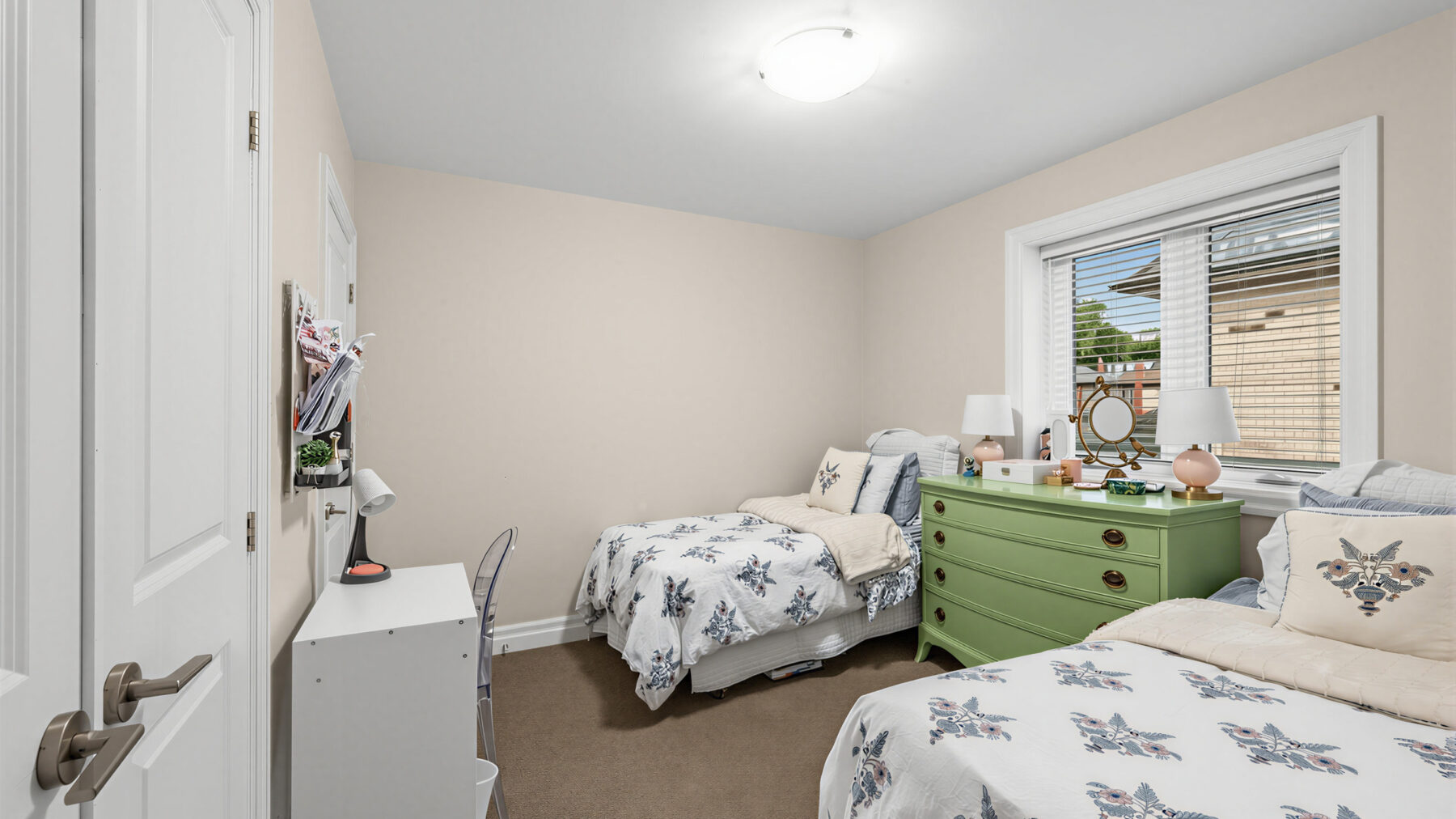 45 Fairholme Ave, view 38 of 56