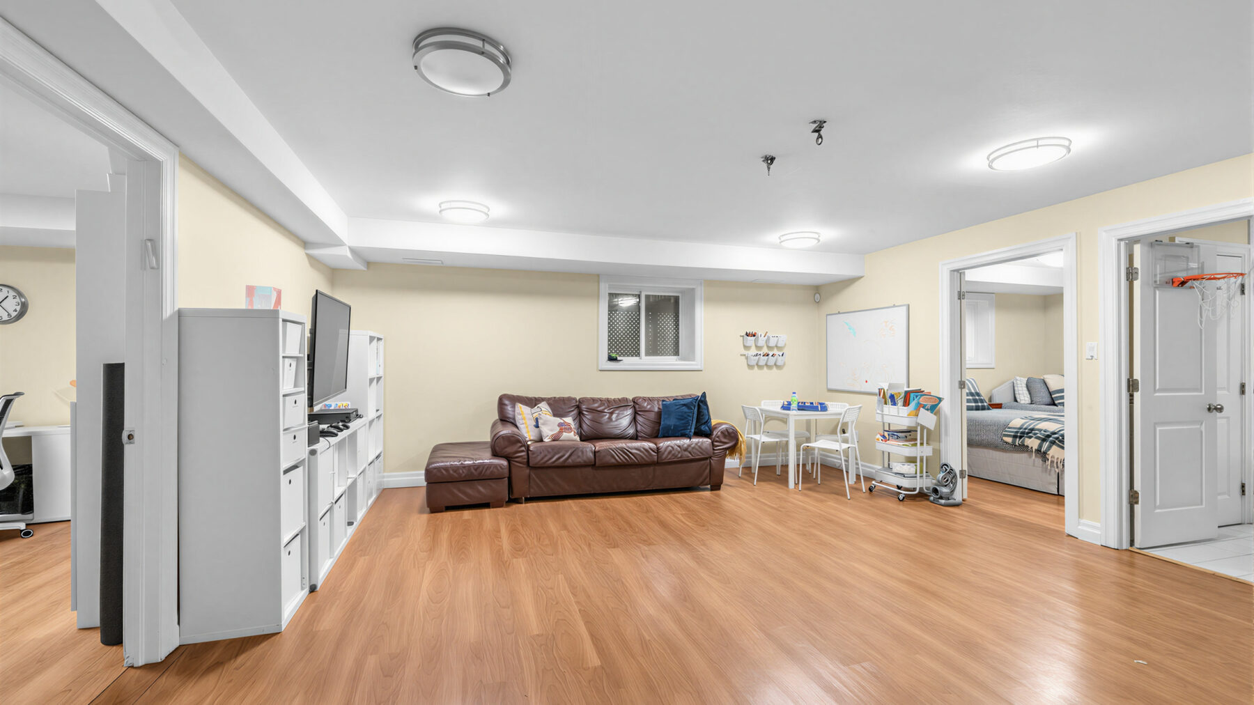45 Fairholme Ave, view 43 of 56