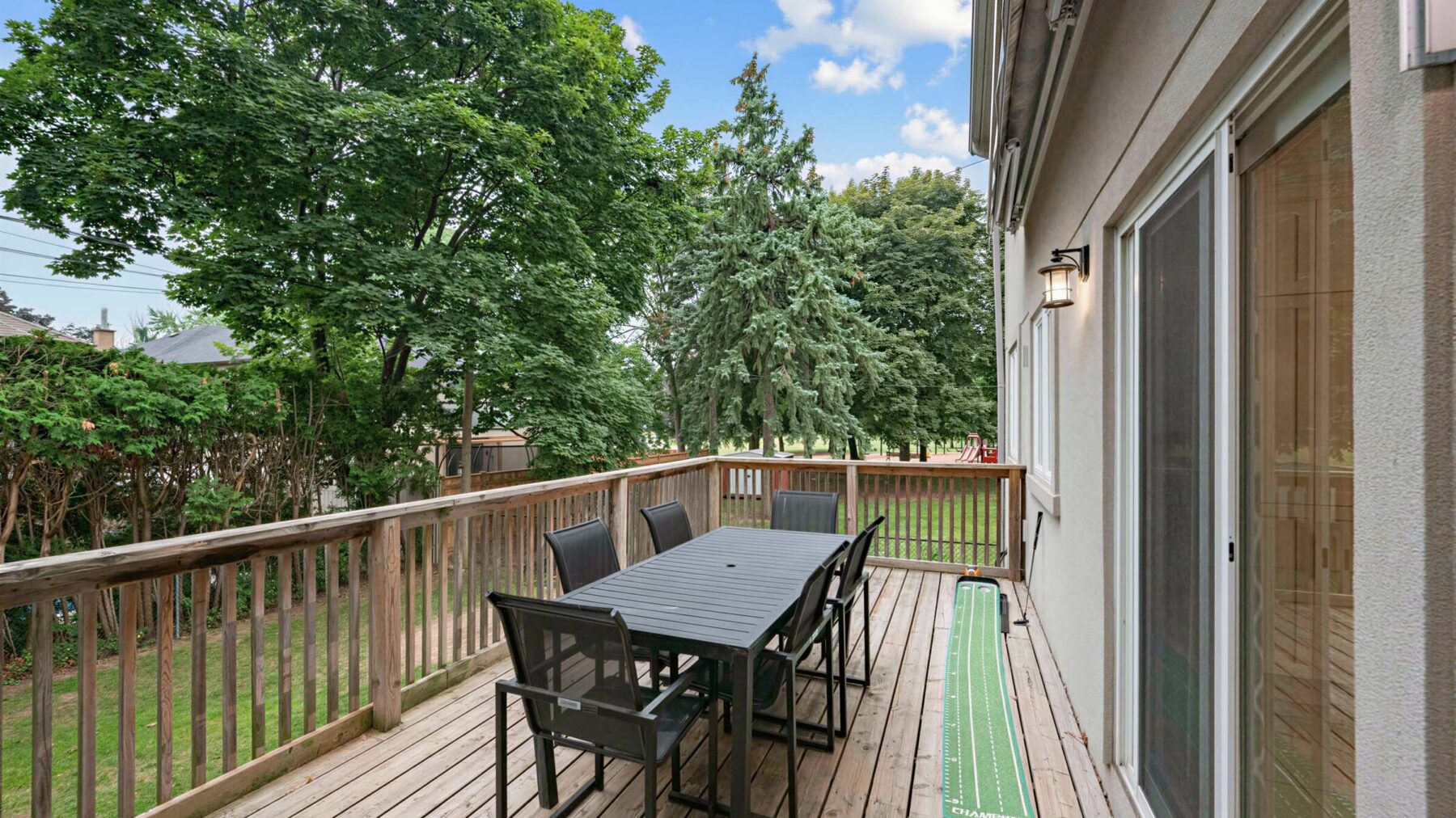 45 Fairholme Ave, view 54 of 56