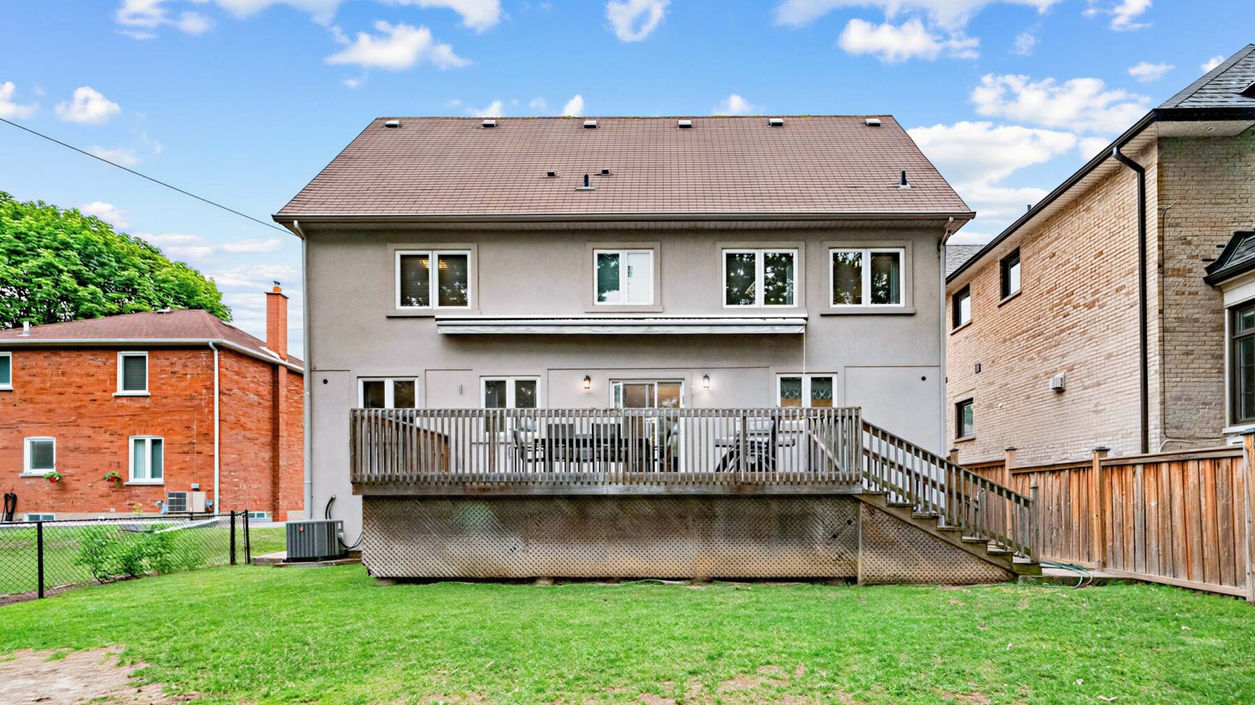 45 Fairholme Ave, view 52 of 56